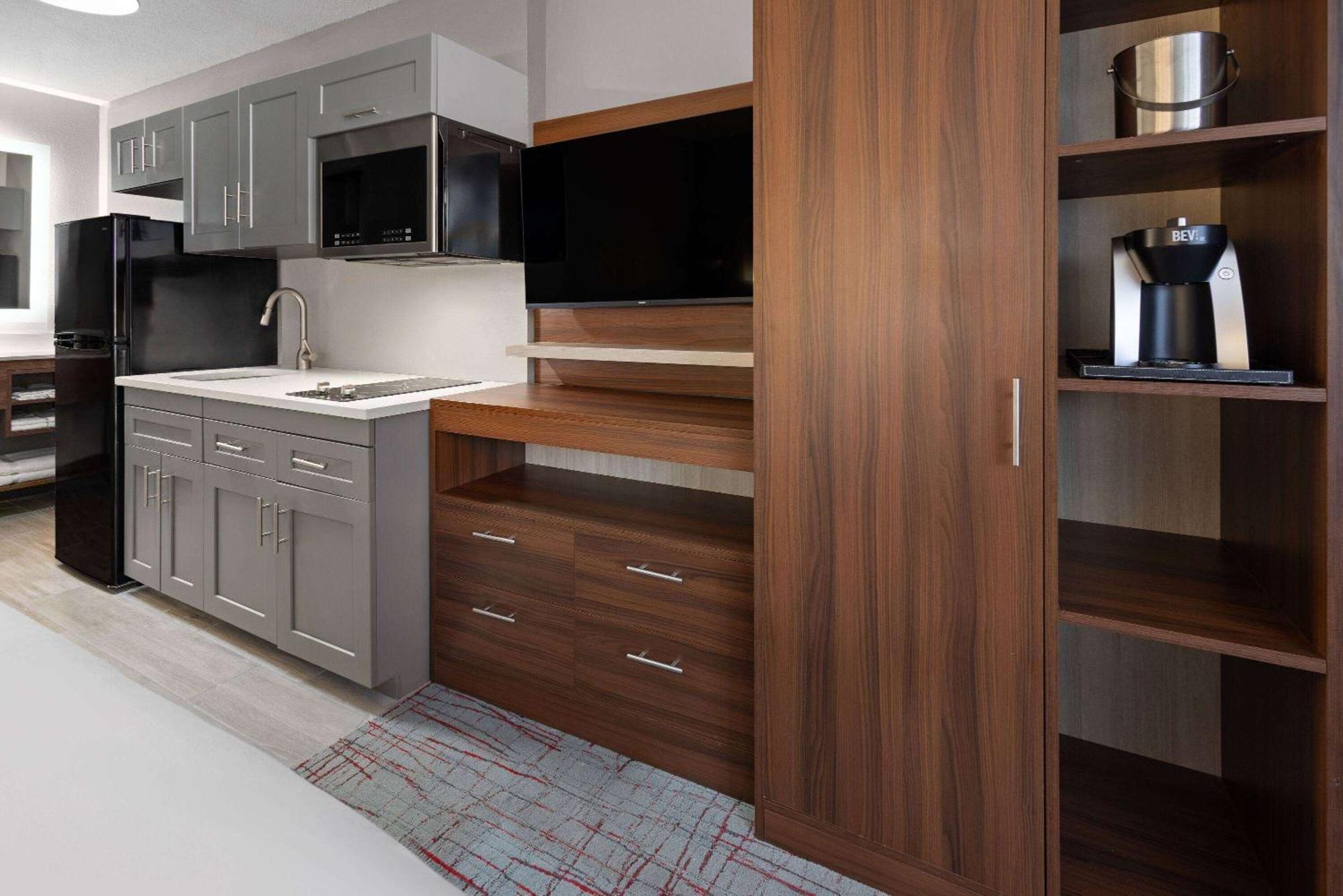 Hawthorn Extended Stay By Wyndham Columbia-Ft Jackson מראה חיצוני תמונה